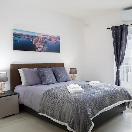 Modern & Spacious 2Br Apartment With Country Views - Close To Xemxija Bay Сейнт Полс Бей Екстериор снимка