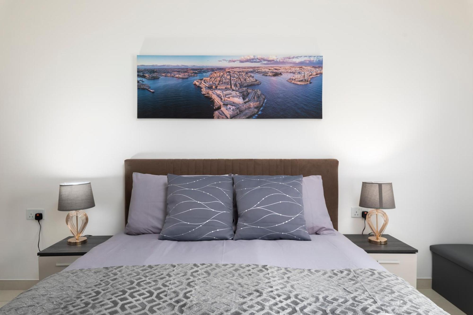 Modern & Spacious 2Br Apartment With Country Views - Close To Xemxija Bay Сейнт Полс Бей Екстериор снимка