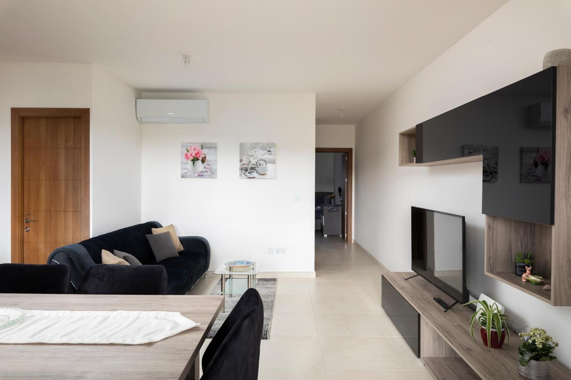 Modern & Spacious 2Br Apartment With Country Views - Close To Xemxija Bay Сейнт Полс Бей Екстериор снимка