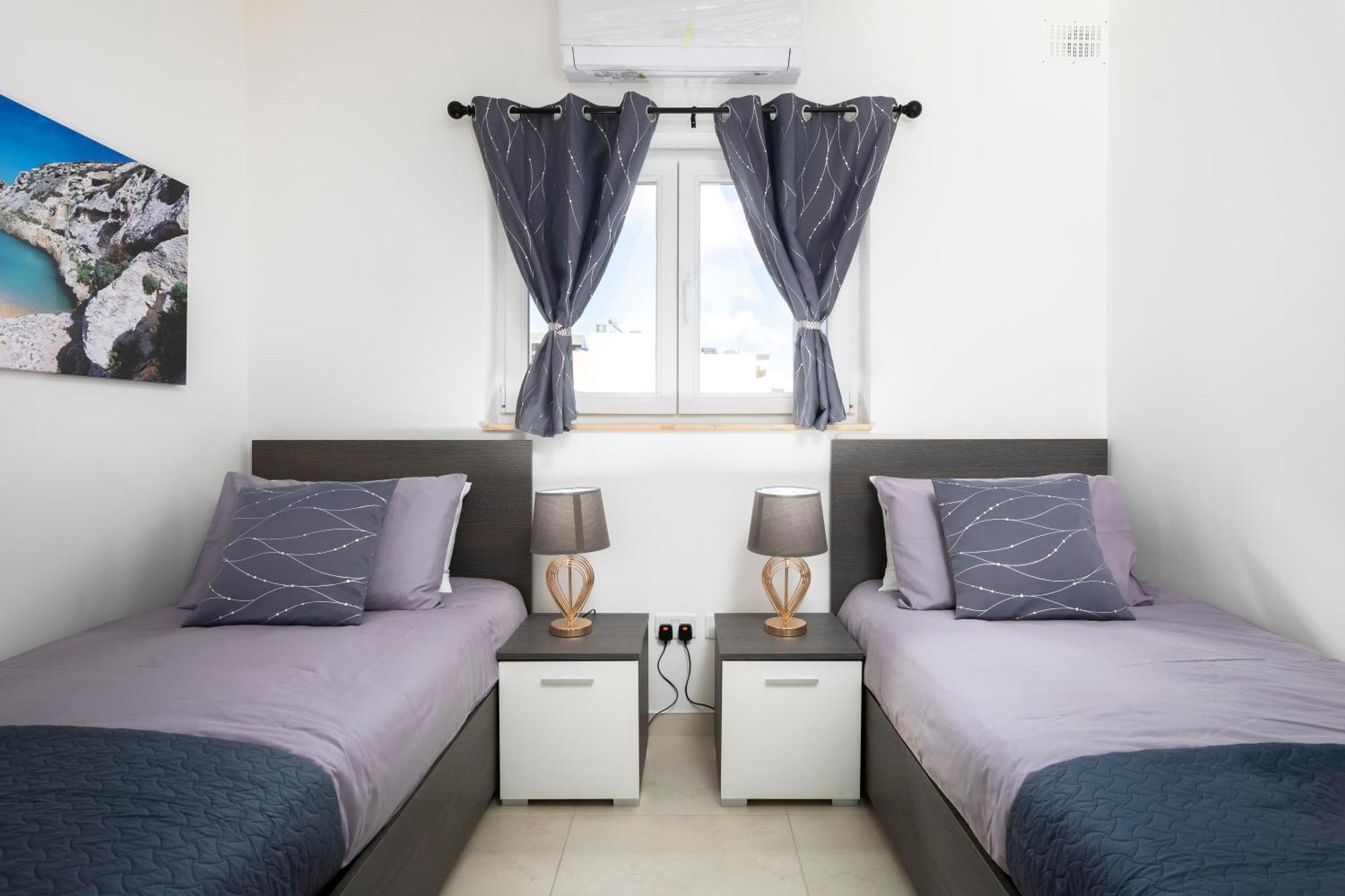 Modern & Spacious 2Br Apartment With Country Views - Close To Xemxija Bay Сейнт Полс Бей Екстериор снимка